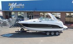 2009 Chaparral 280 Signature
You Just Found the Ideal Family Cruiser
Search high and low in this size range and you won't find a cruiser with more cabin headroom, legroom or storage space than the incredible 280 Signature. At home in all kinds of