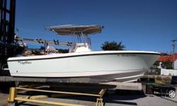 Recently traded in, this 22 foot center console is a great sport fishing boat with only 70 hours on the 250hp Yamaha 4-Stroke! Our Certified Trade program includes a full mechanical service, cleaning & detailing, and a 30 day or 30 engine hour