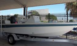 NICE BAY BOAT
The XP Series Sea Hunt BX series are different from your every day bay boats. Sure they have shallow drafts, dual casting platforms, dual aerated livewells, and lockable rod storage but these bay boats go to the extreme. More freeboard, a