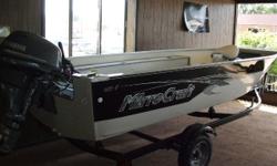 Vinyl washdown interior
The Outfitter Series gives anglers rugged, dependable, easy-to-care-for fishing boats that will serve them well for many years to come. Four tiller and two side console models round out the Outfitter Series. Based on these six of