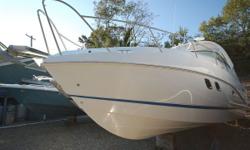 2011 Rinker 310 Express Cruiser Dealer leftover, new boat with full factory warranties.&nbsp; She is loaded with options and priced to sell.&nbsp; Trades may or may not be considered at this price.&nbsp; Ask about a slip for 2012!&nbsp; International