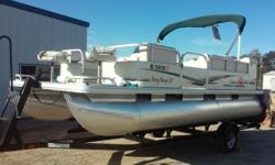 2011 SunTracker Pontoon Parti Barge 20
NEW ARRIVAL, AWESOME BOAT, FISHING SEATS IN THE FRONT, BIMINI TOP, COVER, NICE TRAILER, MERCURY 40hp 4stroke