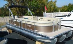 Unbelievably great times now come at an unbelievably great price with the Cruiser value pontoon series. The Cruiser CX has an aft lounge and sunpad, and a SeaWorthy stereo system, allowing for all kinds of on-water fun. Snag everything you want in one