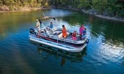 Gather family and friends. And don't forget to invite some fish!
Whether fishing or partying, the FISHIN' BARGE 22 DLX is like a playpen for the whole crew - with everyone securely enclosed within the spacious deck.
Anglers will find four fishing chairs,