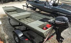 This 2013 Polar Kraft Dakota Series 14' Jon Boat is equipped with a 2015 Mercury ME 8MH 4S outboard with remaining factory new engine warranty through 03/2020. The trailer is not included in this package. Financing and delivery available upon request and