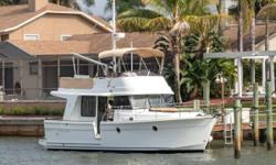 &nbsp;2015 Beneteau 34 Swift Trawler
Only 385 Hours&nbsp;
&nbsp;
Never burns more than 1 gallon per mile!
6.7 Litre Cummins diesel - 425 HP.
Loaded with Raymarine electronics - Radar and Autopilot.
Bow and Stern Thrusters.&nbsp;
Ice maker in salon.&nbsp;