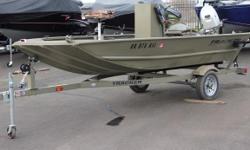 Mel's Marine Service is pleased to offer this 2015 Tracker Grizzly 1448:
Center Console
Honda 25HP 4 strk
single axle trailer&nbsp;
&nbsp;
The all-welded TRACKER GRIZZLY 1448 AWL is perfect for outdoorsmen who want a rugged, no-frills Jon boat that can