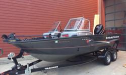 2015 Tracker Targa 18WT w/Mercury 150XL & Trailer. Includes Minn Kota Power Drv V2 trolling motor and 2 fish finders.
Nominal Length: 19'
Engine(s):
Fuel Type: Other
Engine Type: Outboard
Stock number: 868826