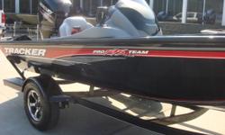 2016 Tracker Boats Pro Team 195 TXW,
Nominal Length: 19'
Stock number: N621A