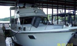 44 feet total length. Entire teak interior. Updated upholstery and carpet. Twin 454?s. 7 KW Kohler 4 cylinder generator. 3 central marine heat and air units. Sleeps 7. State room with full bath including shower/tub. Forward berth with full bath including