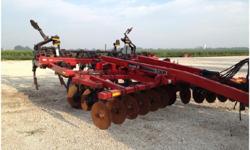 2001 ECOLO-TIGER 730B Tillage Equipment - Rippers , Blades measure at 19.5 inches on front gang, 19 inches on rear.