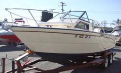 1979 Glastron 216 WAGlastron's Sea Fury provides the dependability you demand for rough waters.The deep V hull affords blue water stability while interior features provide the necessities you require for a succesful fishing trip.This 216 has many