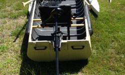 2011 12' Wide Transom Canoe2012 Minn kota trolling motor battery and charger :Wave Armor Kayak/Canoe Stabilizer KitCanoe / kayak dolly900$