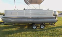 VERY CLEAN SKI AND FISH PONTOON BOAT. WITH 2014 YAMAHA 115 HORSE POWER 4 STROKE OUTBOARD MOTOR. 4 BASS SEATS, ROD STORAGE , FISH FINDER , TROLLING MOTOR , 2 LIVE WELLS ,CHANGING ROOM WITH PORTI POTTY ,BIMINI TOP , MARINE STEREO . CUSTOM TANDEM AXLE