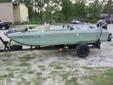 1972 14' Chrysler Corp Bass Boat